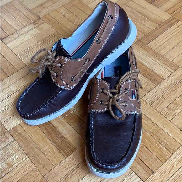 Tommy Hilfiger Other - Men’s Tommy Hilfiger brown Leather boat shoe Size 8.5